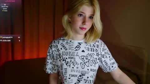 Bella online show from April 18, 6:32 pm