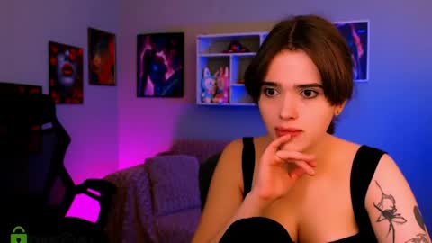 Bella online show from May 1, 9:14 am