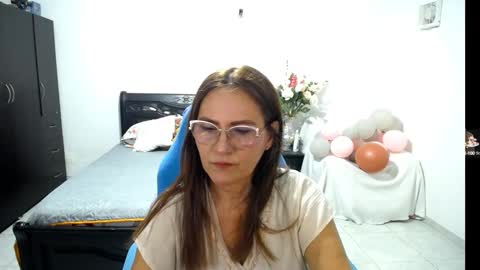 Bella online show from September 17, 9:18 pm