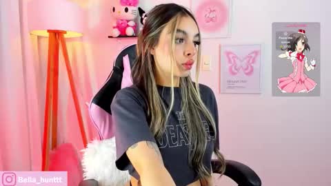 bella igbella hunttt online show from October 3, 5:59 am