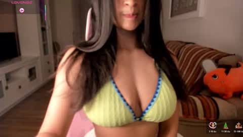 bella_pocahontas3 online show from December 13, 7:53 pm