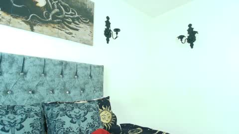 Bella online show from April 15, 2:04 am