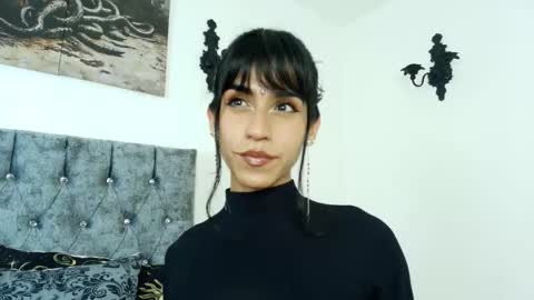 Bella online show from February 28, 1:31 am