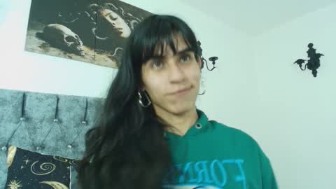 Bella online show from January 14, 1:13 am