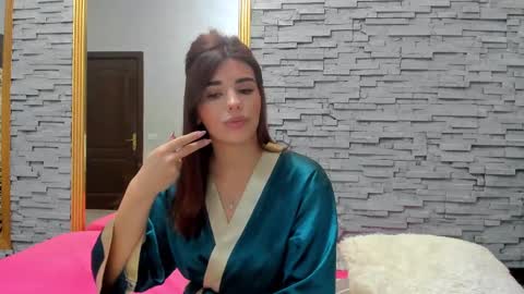 bella_posh online show from March 2, 6:59 am