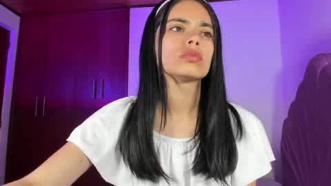 Valeria Model Independent online show from November 4, 4:36 am