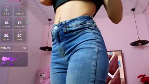 Bella online show from February 19, 3:39 am