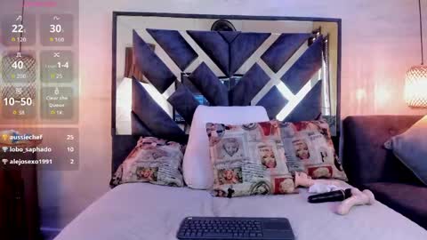 bella_volup online show from June 4, 2:34 pm