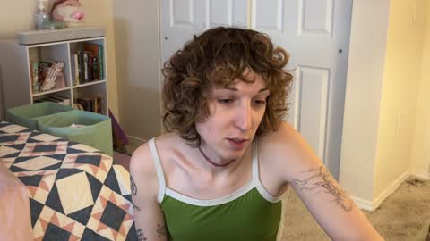 bellababy444 online show from February 3, 5:46 pm