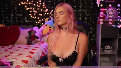 Bellalunabear trans   JadePlant Cis online show from February 21, 5:42 pm