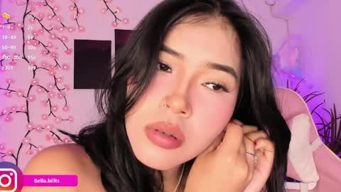 Bella online show from April 11, 4:33 pm