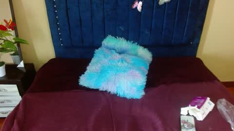 bellaceleste18 online show from October 10, 7:19 pm