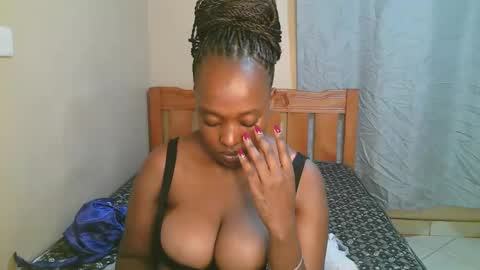 Bella online show from November 19, 6:18 pm