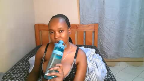 Bella online show from October 29, 11:16 pm