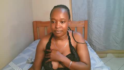 Bella online show from November 7, 8:44 pm