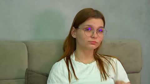 BellaMarebelle online show from April 16, 5:13 pm