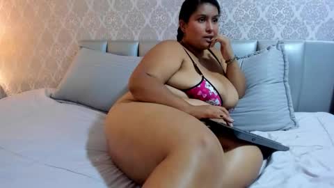 Bella Nix big tits online show from November 21, 3:59 am