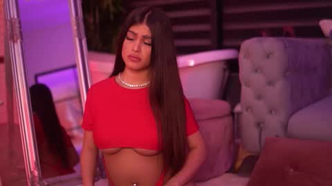 Bella online show from December 1, 7:12 pm