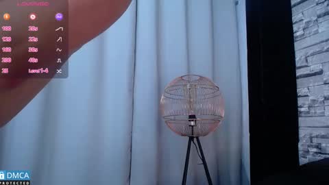   online show from March 12, 11:01 pm