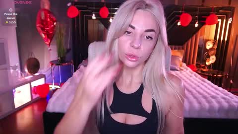 Bella online show from February 27, 1:59 pm