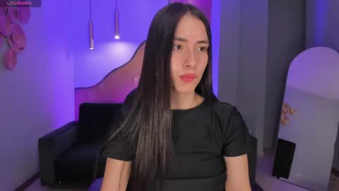 B E L L A  online show from June 16, 11:36 am