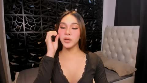 bella online show from July 28, 5:16 am