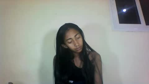 belle_annah online show from August 2, 3:08 am
