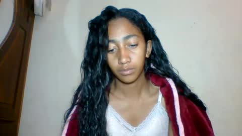 belle_annah online show from July 6, 4:42 am