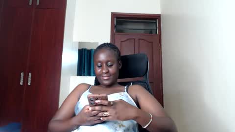 belle_estelles online show from November 16, 11:51 pm