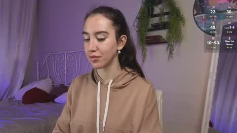 Bella online show from May 20, 6:14 pm