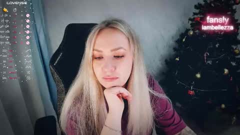 Your Annabelle Wolf  online show from January 12, 3:08 pm