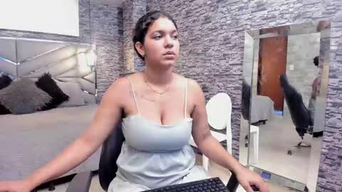 Belly online show from October 8, 4:13 pm