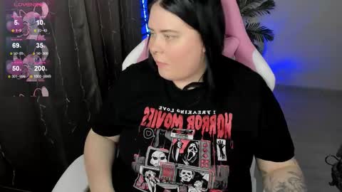 LinaBoo online show from December 21, 10:10 am