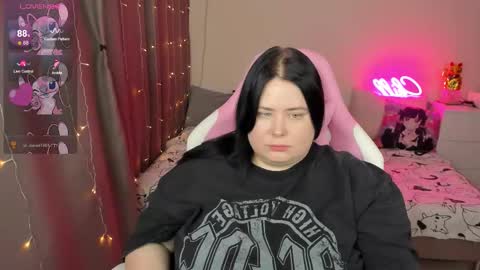 LinaBoo online show from February 9, 6:28 am