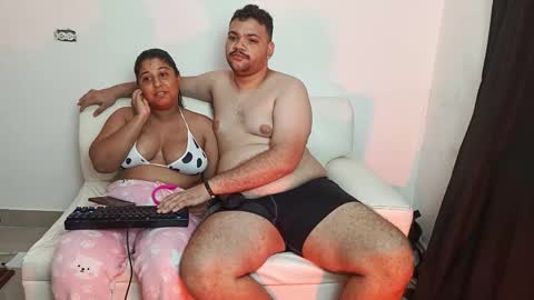 Your New Girlfriend online show from February 8, 2:48 am