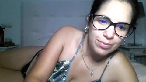 belu1996 online show from August 7, 8:07 pm