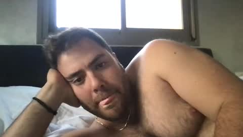 Snapshot of ben117 chatting on February 4, 2:43 pm ben117 online show from February 4, 2:43 pm