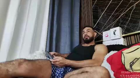 BEN online show from November 17, 12:19 pm