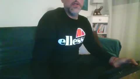 benbare13 online show from November 21, 10:52 pm