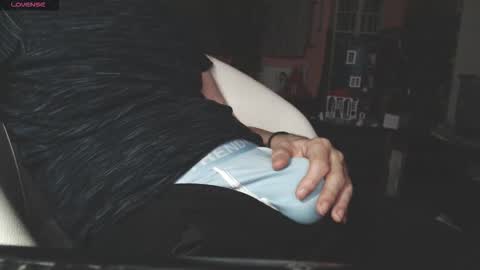 benijamin online show from November 25, 11:25 pm