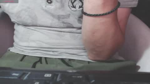 benijamin online show from October 12, 8:43 pm