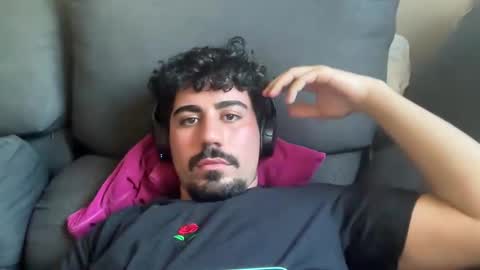 benito864 online show from October 22, 3:57 pm