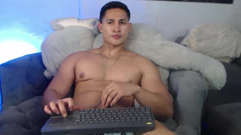 benjamincooperk online show from April 11, 7:45 am