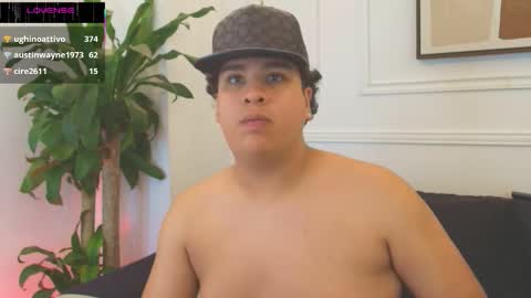 bennett_alejoo online show from October 23, 11:27 pm