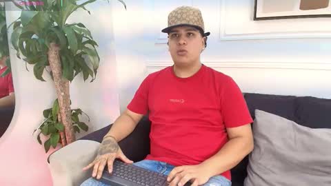 bennett_alejoo online show from October 5, 6:26 pm