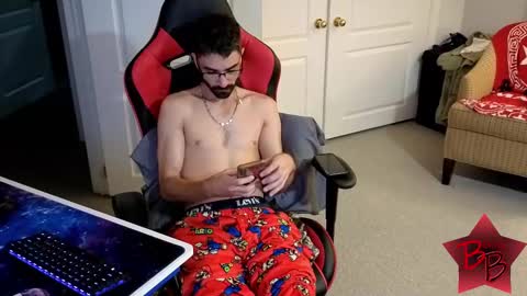 Snapshot of benny_boy95 chatting on September 25, 7:54 pm benny_boy95 online show from September 25, 7:54 pm