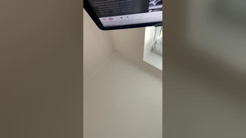 JonnyB online show from March 15, 10:40 am