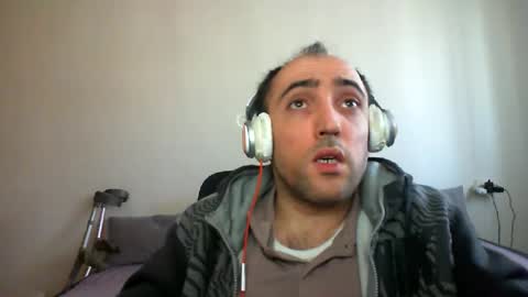 bentish online show from March 11, 12:30 pm