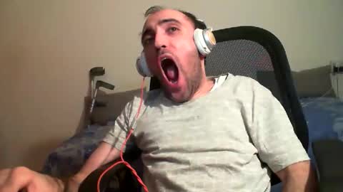 bentish online show from November 26, 4:15 pm