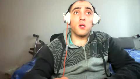 bentish online show from March 25, 2:57 pm